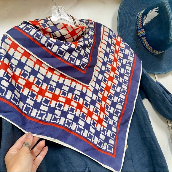 Made in Japan Scarf/wrap w Mediterranean boho coastal vibe - Picture 9 of 12